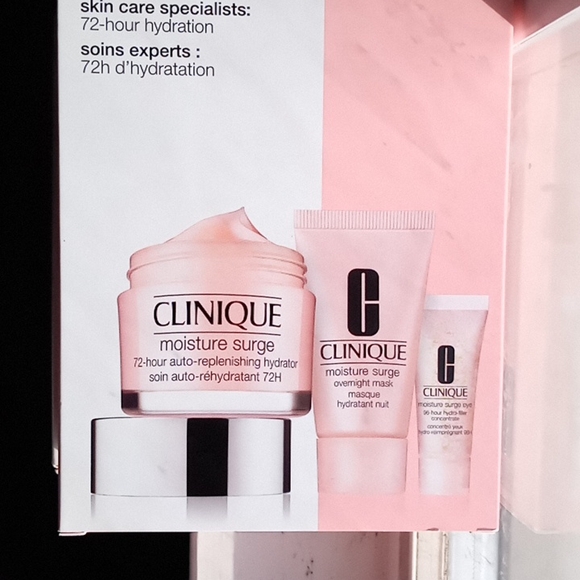 Clinique Other - Clinique moisture surge